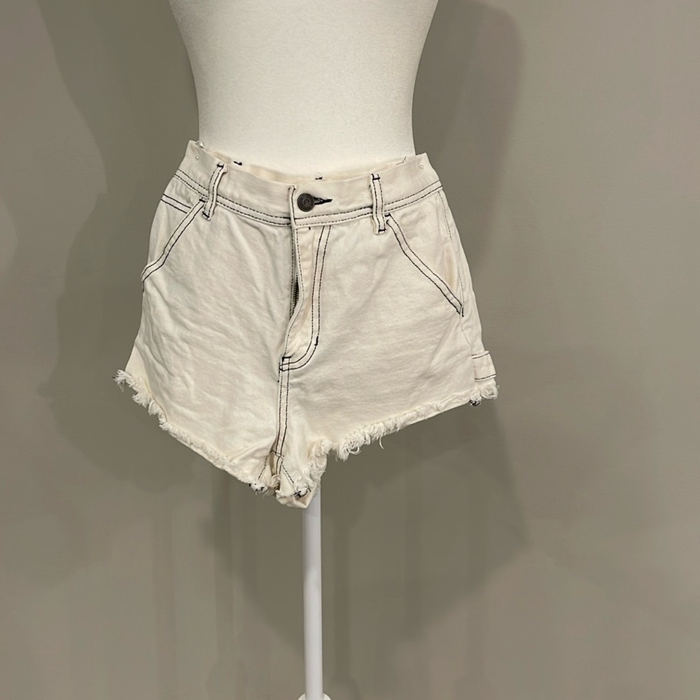 PacSun cream denim shorts
